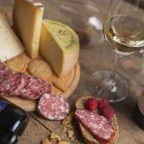 Visits and tastings at Cantina Monfort