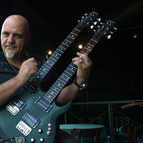 Frank Gambale Ski Jazz