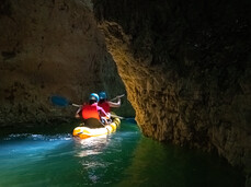 Novella Gorges: Kayak excursion with towing service