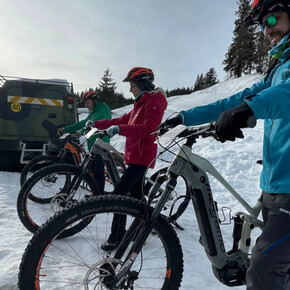 Cycling on the snow in Valpiana