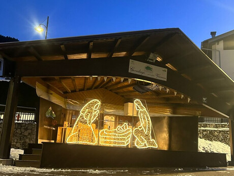 Immagine di Maria, Giuseppe e Gesù.