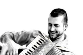 Live music with Sandro Filippi
