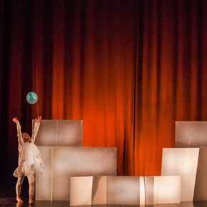 A teatro con mamma e papà - Storia di una gabbianella 