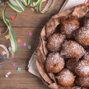 Mani in pasta - Frittelle di carnevale con nonna Wilma