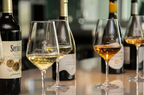  From the vineyard to the glass 