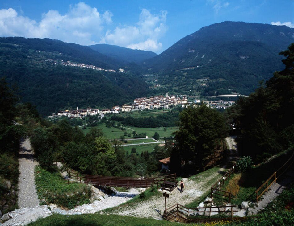 Area sosta camper a Cimego - Borgo Chiese
