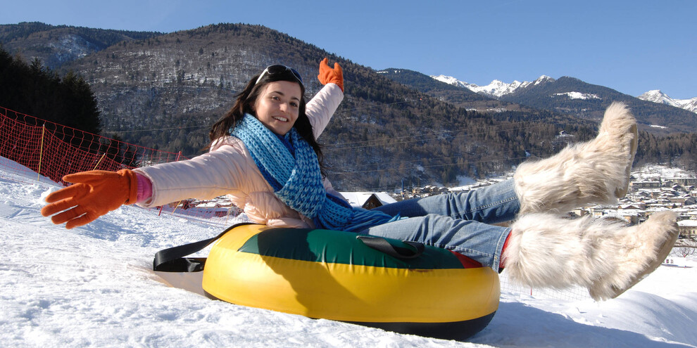 Bolbenolandia: a school for the smallest sledders