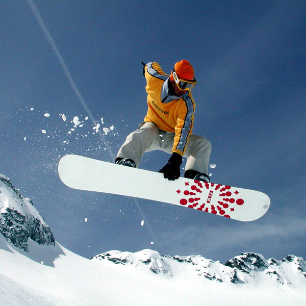 evoluzioni-con-lo-snowboard 