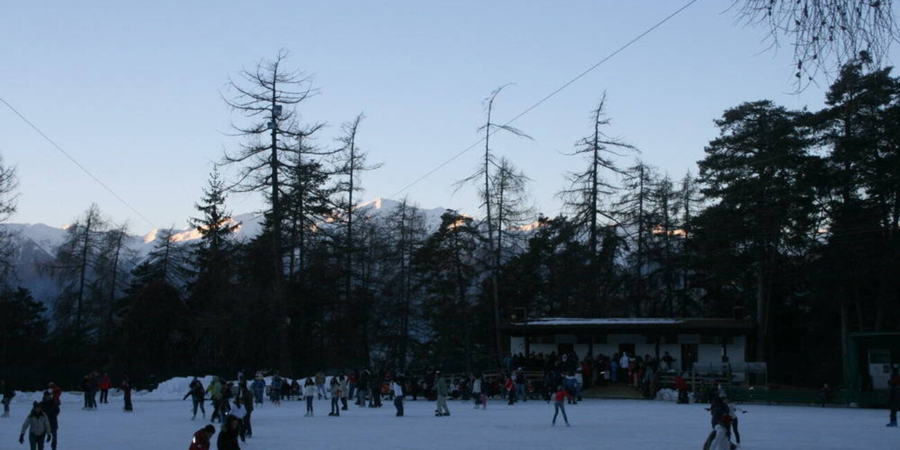 Ice-skating in Coredo #2