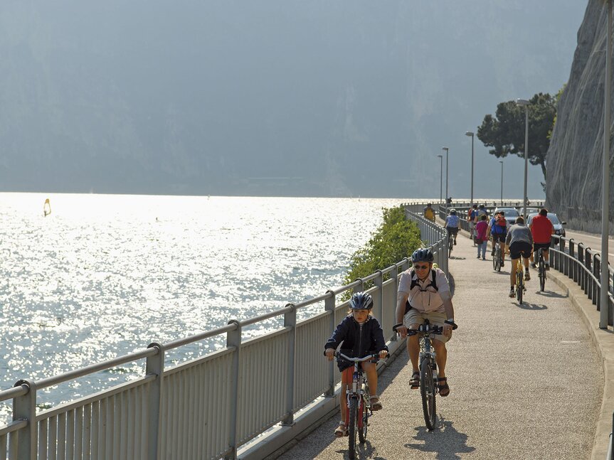 Lake Garda’s Trentino shore, Comano Terme, Valle di Ledro and Valle dei Laghi
