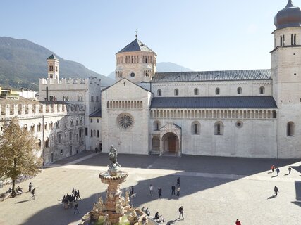 Valle dell'Adige - Trento - Piazza Duomo