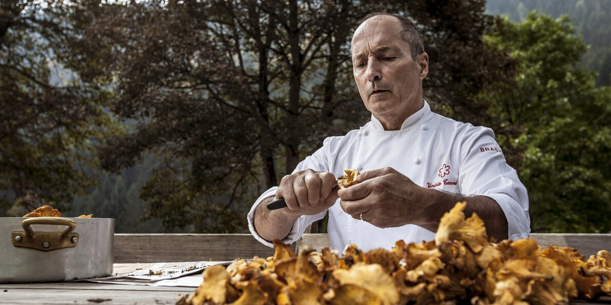 Mushroom cleaning - What to eat in Trentino in the autumn