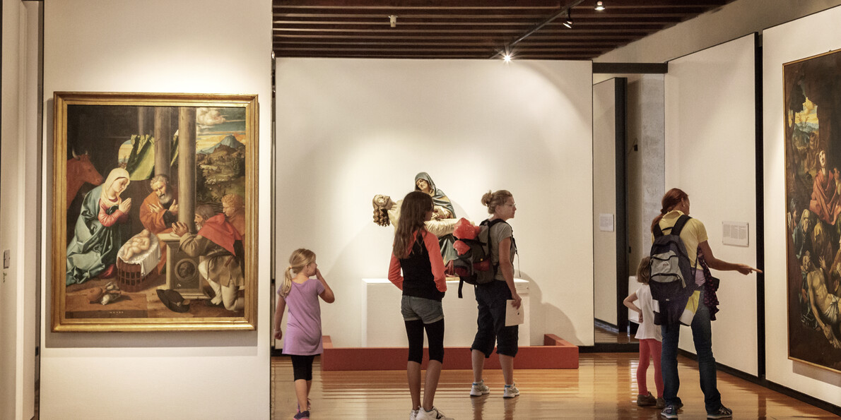 Jezioro Garda i wsi Canale di Tenno