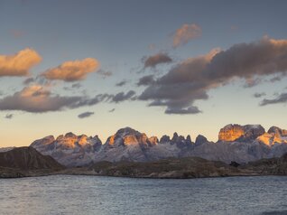 Panorama del Brenta dal Lago Nero al tramonto