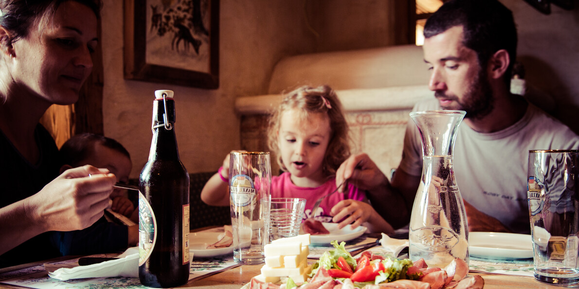 Семейные посиделки в горных ресторанах