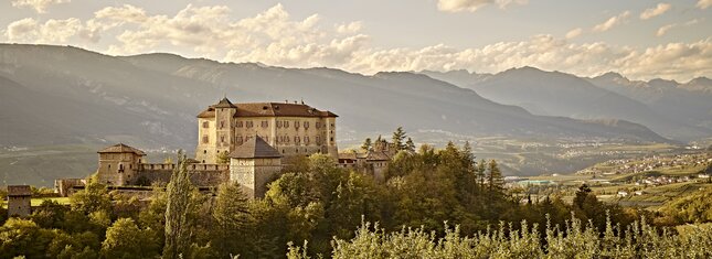 Valle di Non, Vigo di Ton, Castel Thun, panorama