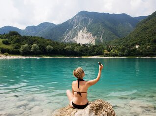 Jezioro Tenno, wakacje nad jeziorem