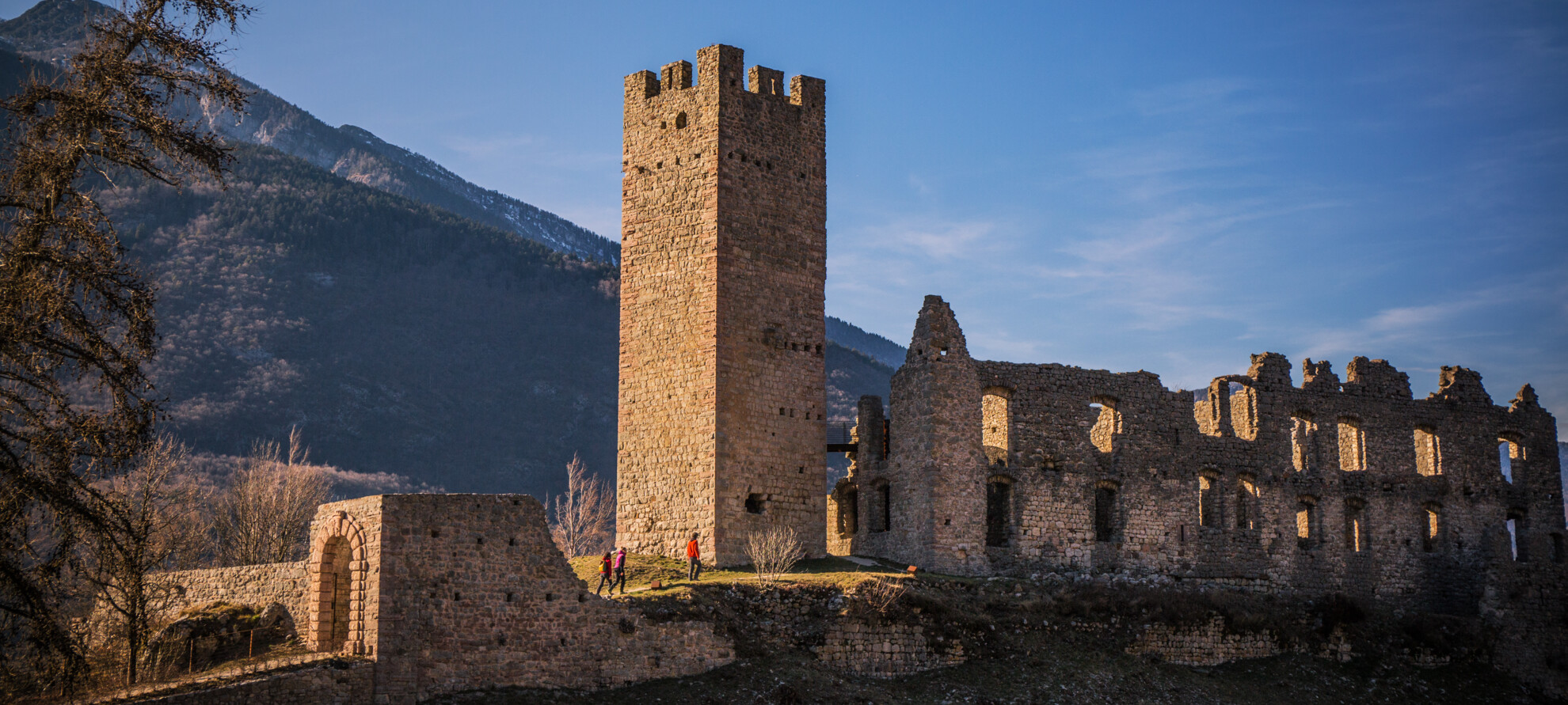 Castles and panoramas