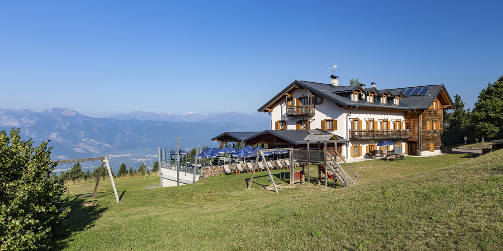 Val di Non - Tres - Predaia - Rifugio Predaia Ai Todes-ci
