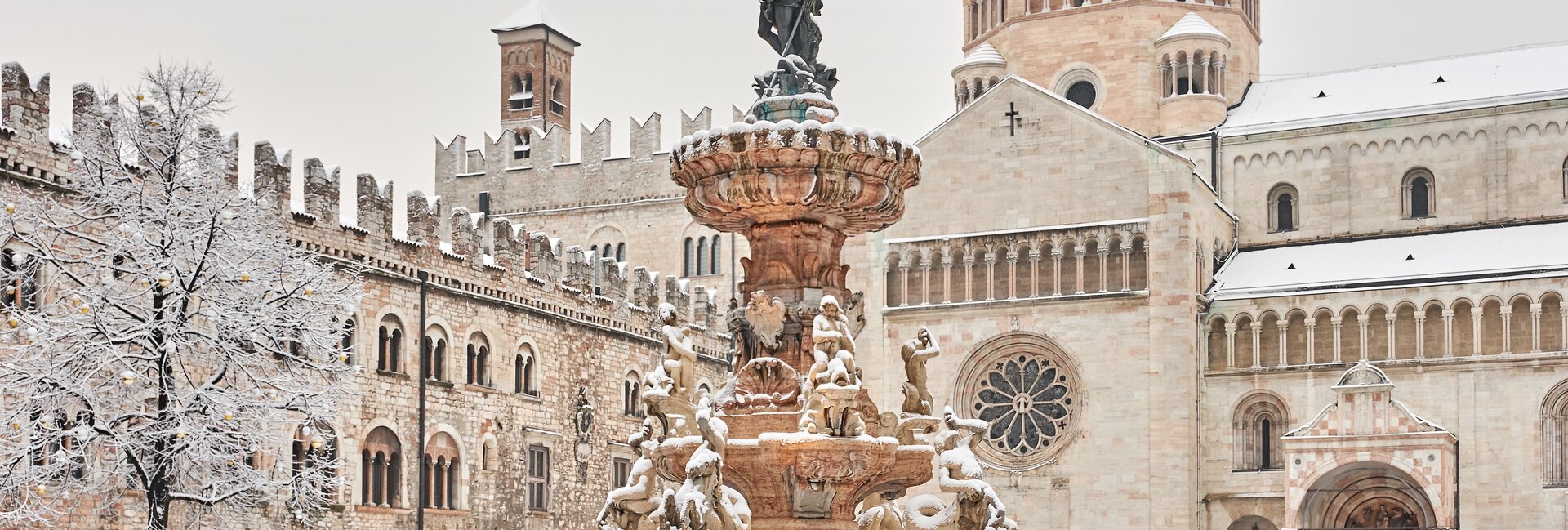 Valle dell'Adige - Trento - Piazza Duomo
