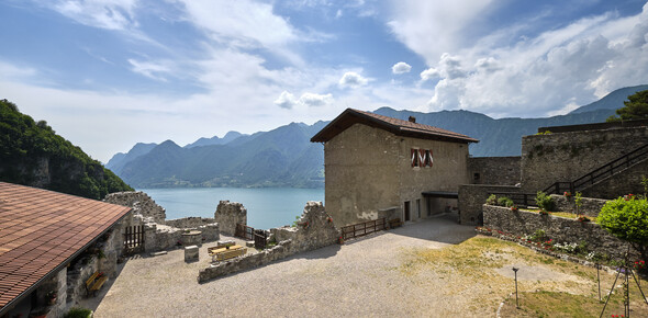 Valle del Chiese - Bondone - Castello San Giovanni
