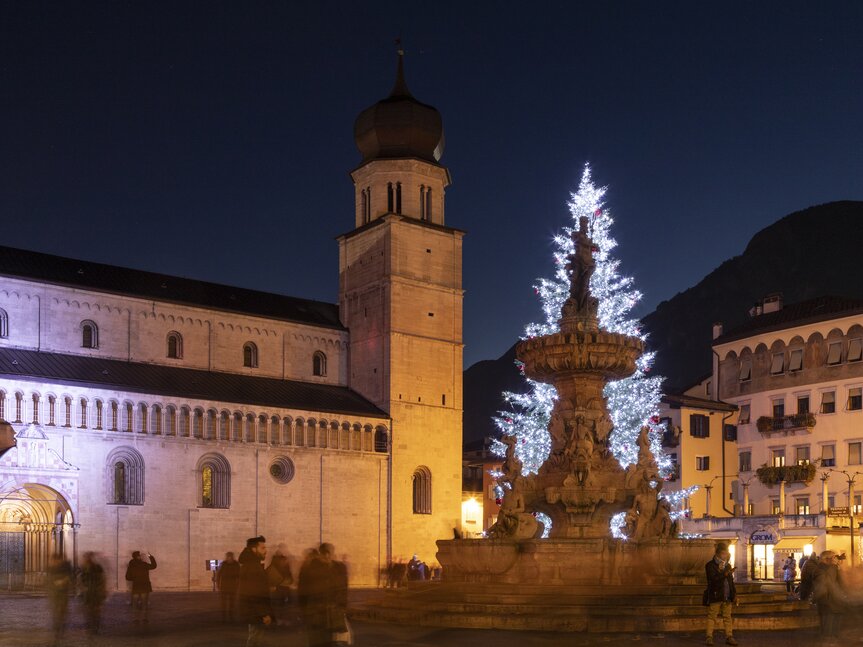 Valle dell'Adige - Trento - Piazza Duomo
