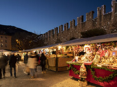 Valle dell'Adige - Trento - Piazza Fiera - Mercatini di Natale
