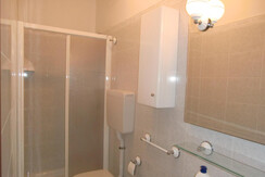 Box doccia bagno zona giorno Box doccia bagno zona giorno