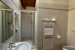 Camera matrimoniale Agritur Alla Veduta - Trento (