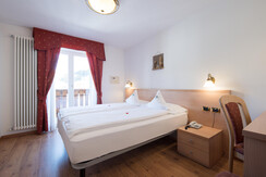 231106 Camere Zirmes -2