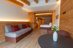 JS Dolomiti 6 JS Dolomiti 6