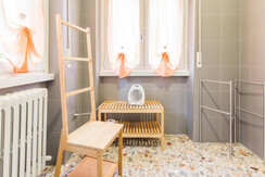 Stivo bagno grigio