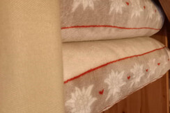 morbidi plaid a disposizione