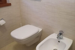 Bagno lato nord ovest Bagno lato nord ovest