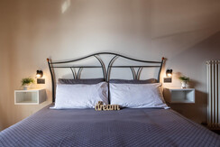 Camera da letto principale.