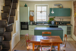 4 soggiorno dall'alto con scala