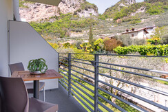 DSC_0025-9-2 DSC_0025-9-2