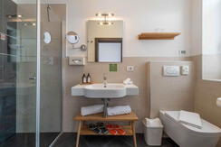 D85_0999-7 D85_0999-7