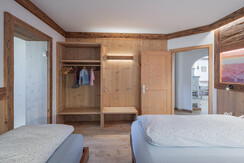 MARMOLADA/ CAMERA CON 3 LETTI