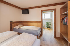 MARMOLADA/ CAMERA CON 3 LETTI