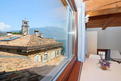 0036 - Bella Villa - Via Fiume - ©Matteo Bridaroll 0036 - Bella Villa - Via Fiume - ©Matteo Bridaroll