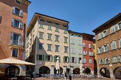 0002 - Bella Villa - Via Fiume - ©Matteo Bridaroll 0002 - Bella Villa - Via Fiume - ©Matteo Bridaroll