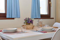 vacation-riva-del-garda-montagna-panoramic vacation-riva-del-garda-montagna-panoramic