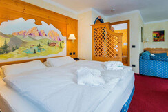 camera-superior-4 camera-superior-4