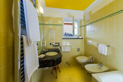 camera-tripla-classic-6 camera-tripla-classic-6