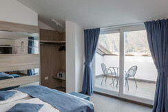 Benacus_Superior_Roof_2