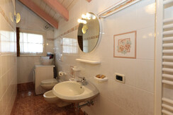 Appartamento Uton bagno 1