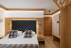 Elegance_205_Andrea Rinaldi 2023.6 (5)