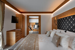 AlpenSuite_Deluxe_101_1