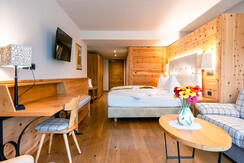 Junio Suite Int LQ2560 Junio Suite Int LQ2560